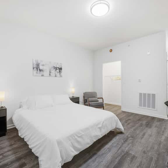 Unit 10 - Silver Comet Motel - Image 1