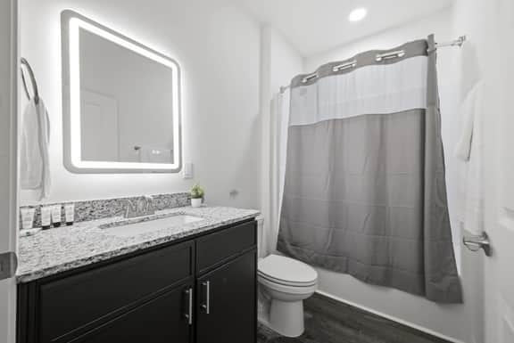 Unit 11 - Silver Comet Motel - Image 2