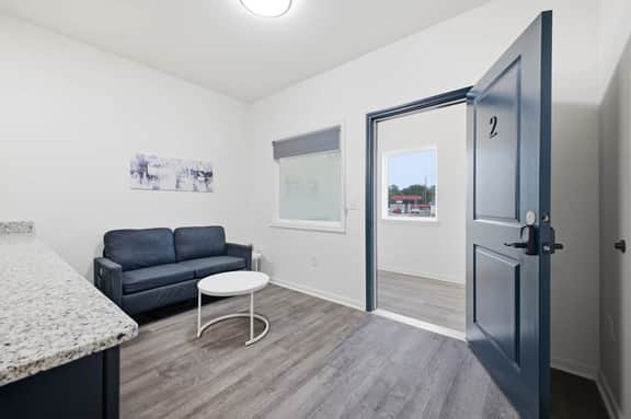 Unit 2 - Silver Comet Motel - Image 3